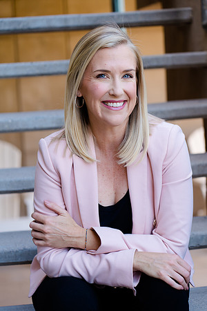 005-Emily White-74103240