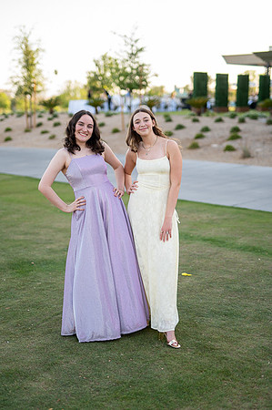 163-Prom-2025-phone-2032