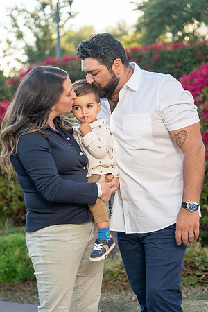 AronsonFamily2024-66-74103915