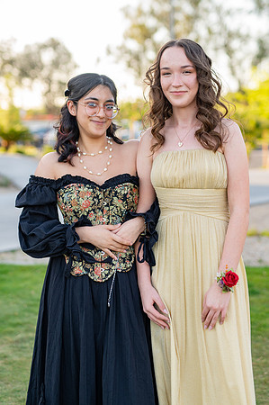 227-Prom-2025-2221