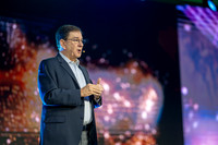 407-Intelsat-74102742