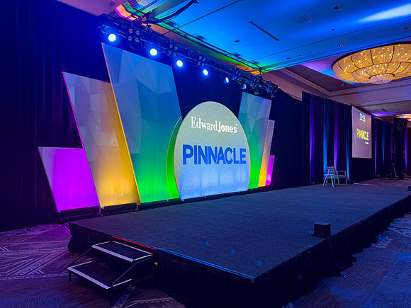 305-Pinnacle-3851