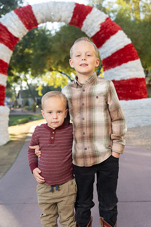 AronsonFamily2024-11-74103713
