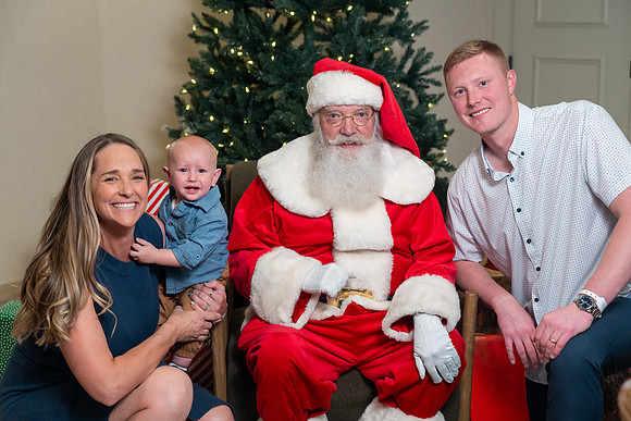 AronsonFamily2024-170-74104234