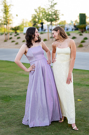 164-Prom-2025-phone-2044