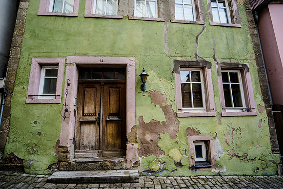 267-AMS-GER-7308152