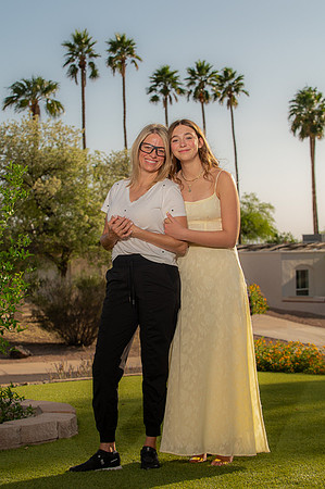 64-Prom-2025-phone-