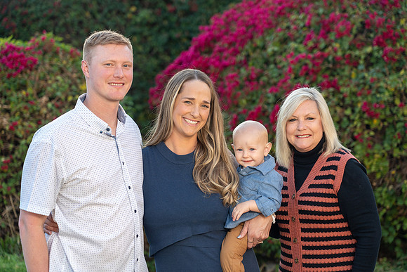 AronsonFamily2024-52-74103863
