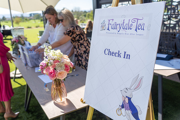 132-HEAL-FairytaleTea-74101440